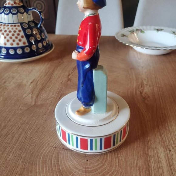 Schmid Dutch Boy Music Box - Picture 4 of 5
